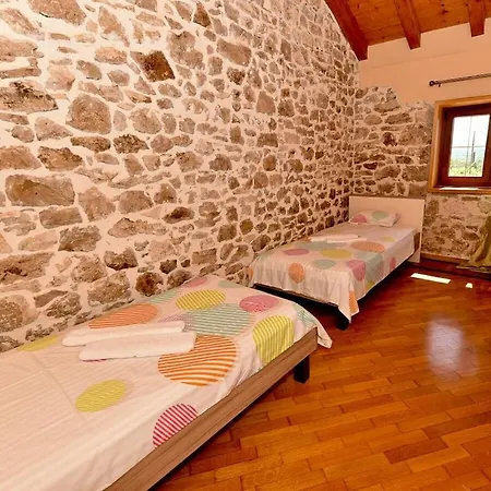 别墅 Stone Anita With Pool *