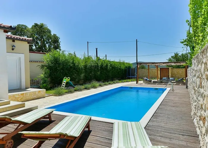 Villa Stone Anita With Pool