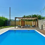 Stone Anita With Pool *