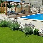 Villa Stone Anita With Pool Galovac (Zadar)