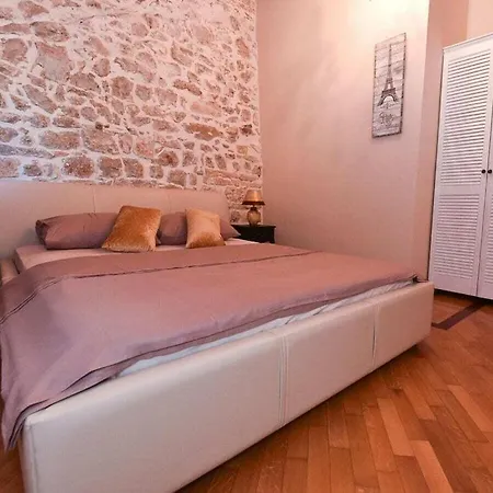 Stone Anita With Pool ヴィラ Galovac